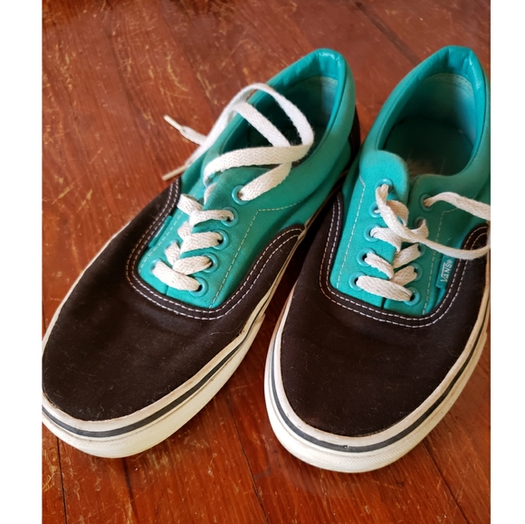 vans era style